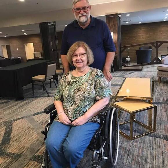 Meet your Posher, Robin - Picture 1 of 1